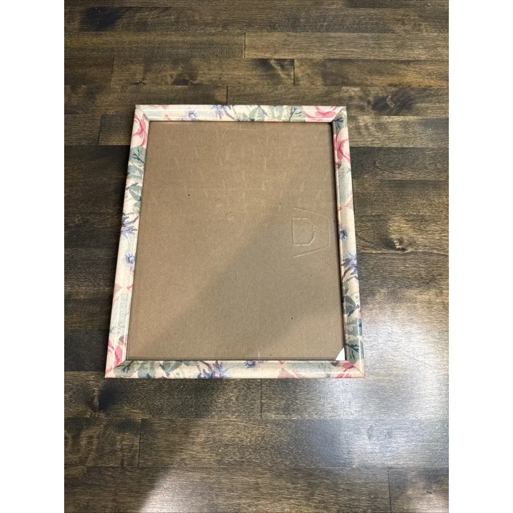 Vintage 90's Floral Picture Frame 8x10